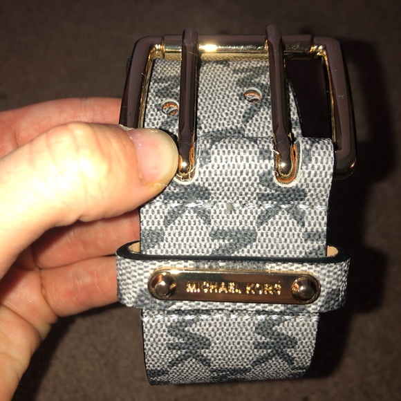 Michael Kors belt - Picture 3 of 3